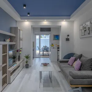  Apartment Arena Blue Dream - Modern With Terrace